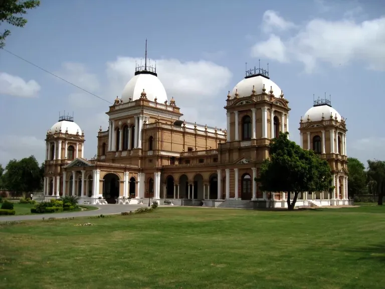 noor-mahal1-1024x768.jpg