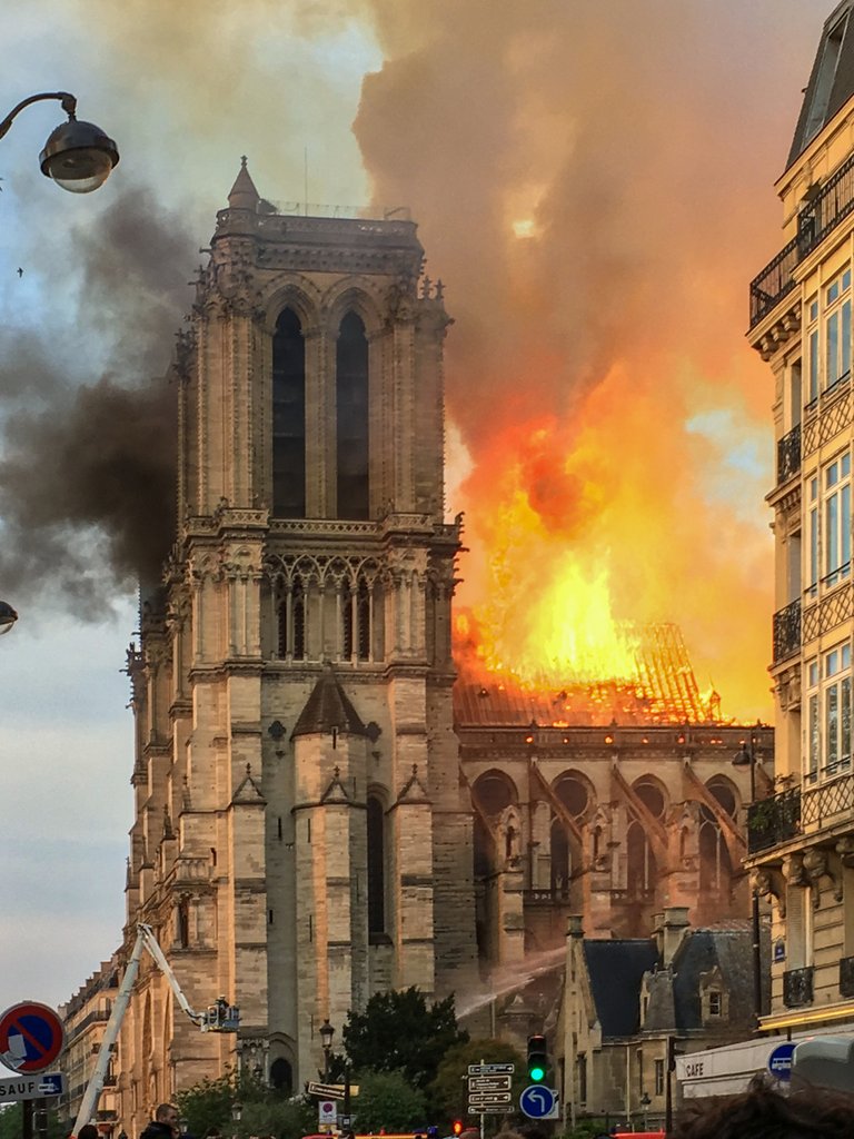 incendie-notre-dame-de-paris-543854.jpg