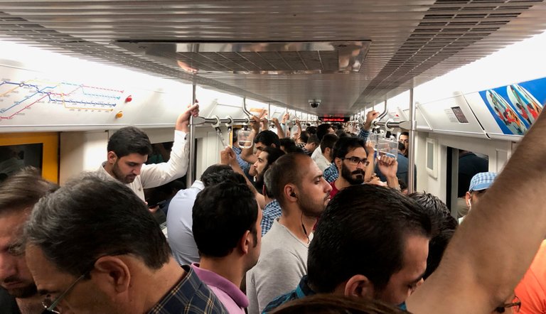 metro teheran.jpg