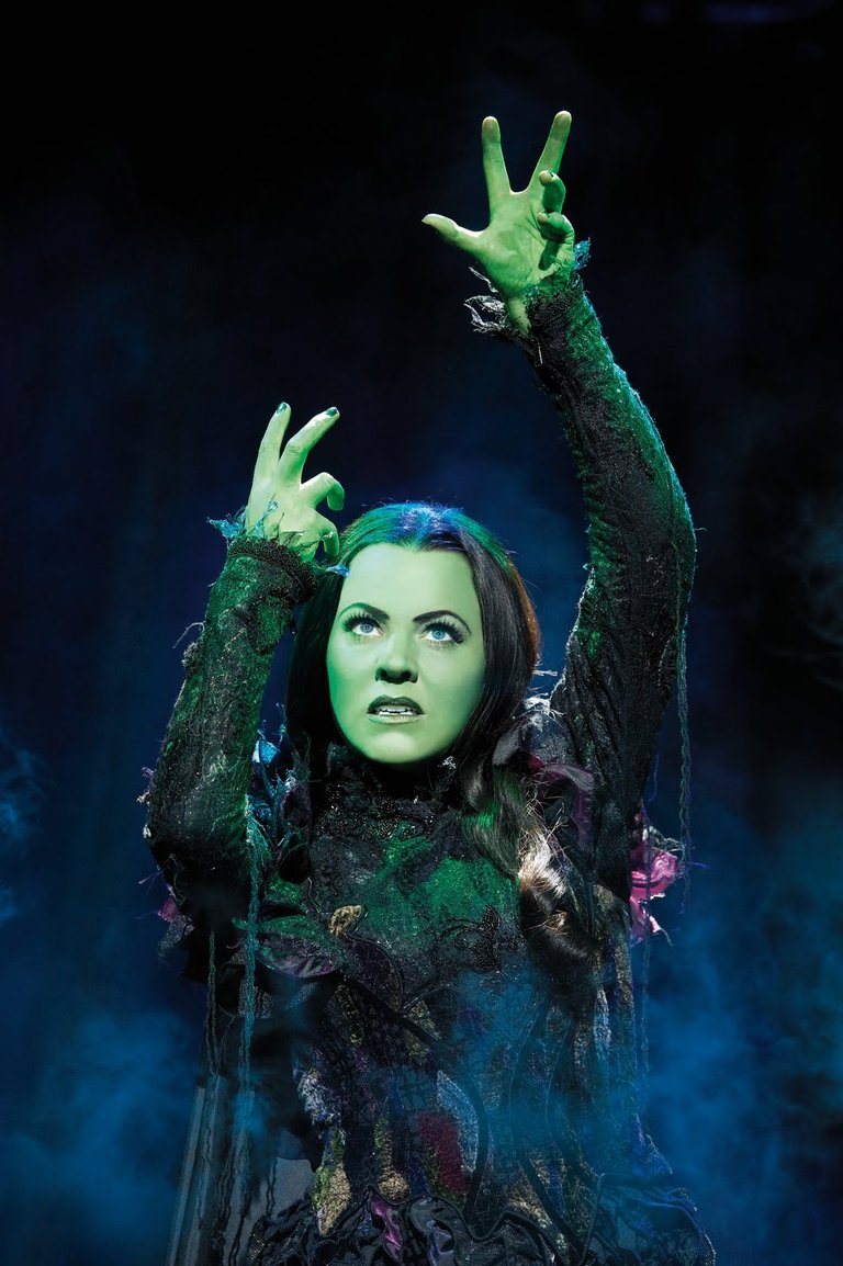 Rachel_Tucker.jpg