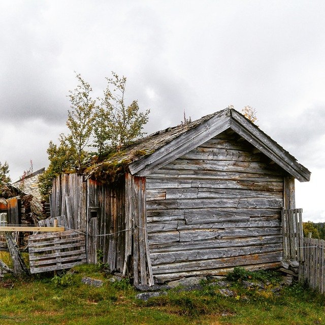 log-house-1645200_640.jpg