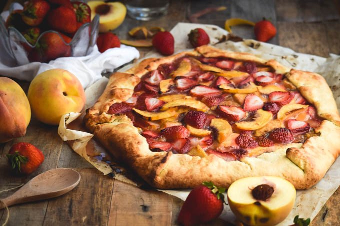 Simple Strawberry Peach Galette (5).jpg