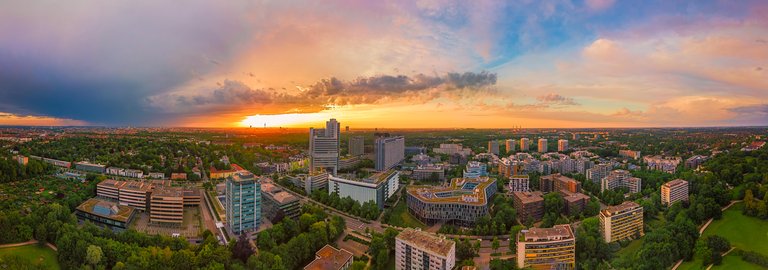 180528 HVB Tower SU_Pano-.jpg