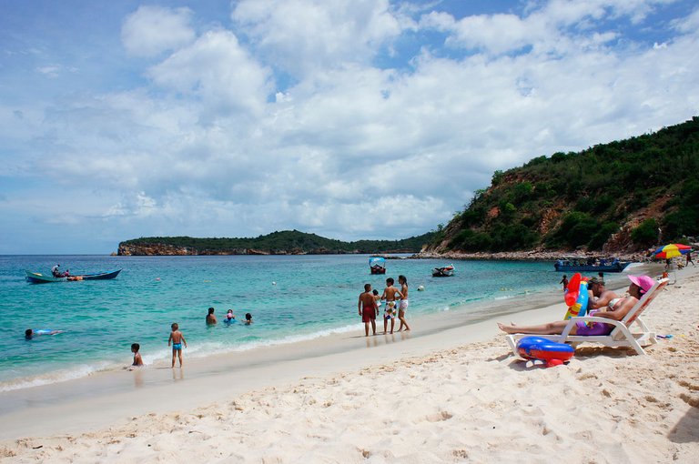 Lugares-turisticos-de-Venezuela-Mochima.jpg