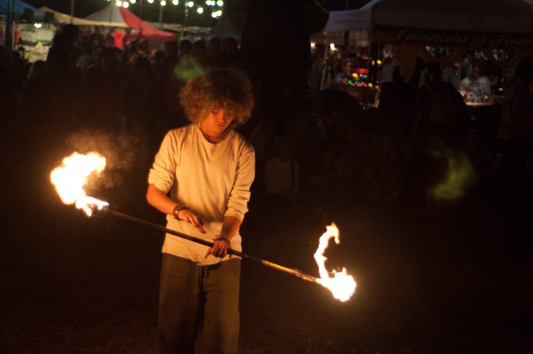 St Kilda festival 01-2010 fire jugglers-4.jpg