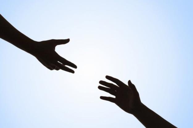 Hands-reaching-out-together1.jpg