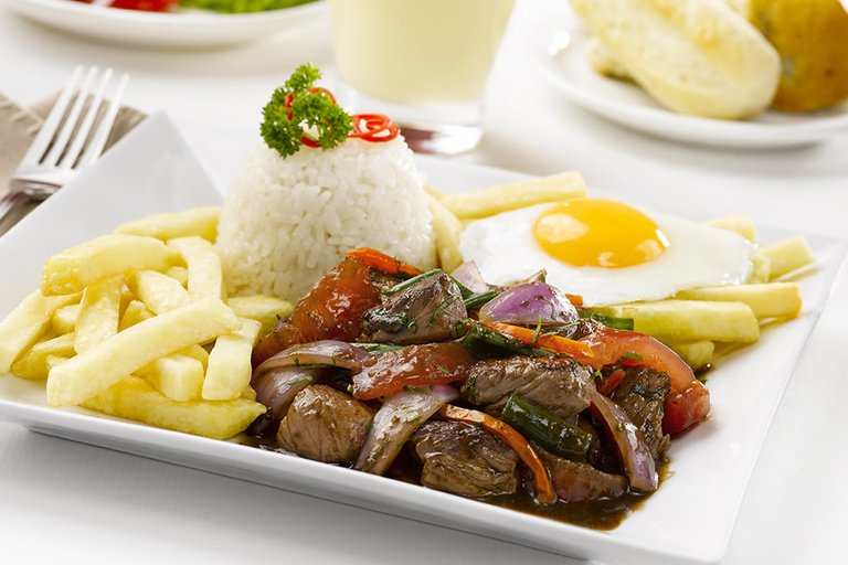 lomo-saltado-pobre.jpg