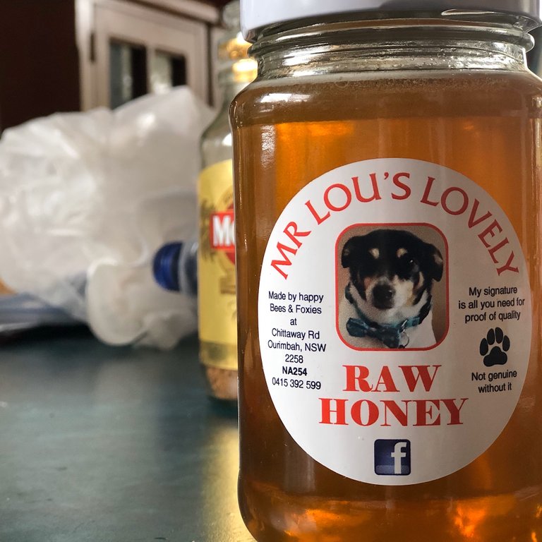 Local raw honey
