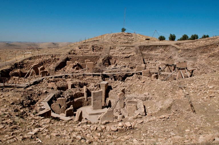 Göbekli_Tepe,_Urfa.jpg