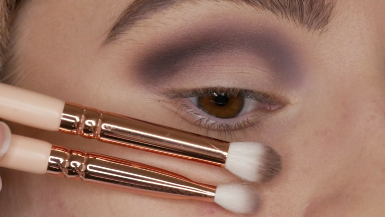 Creative Eye Makeup Tutorial Using Zoeva Rose Gold Palette. - blend - melissavandijkmakeuptutorials.png