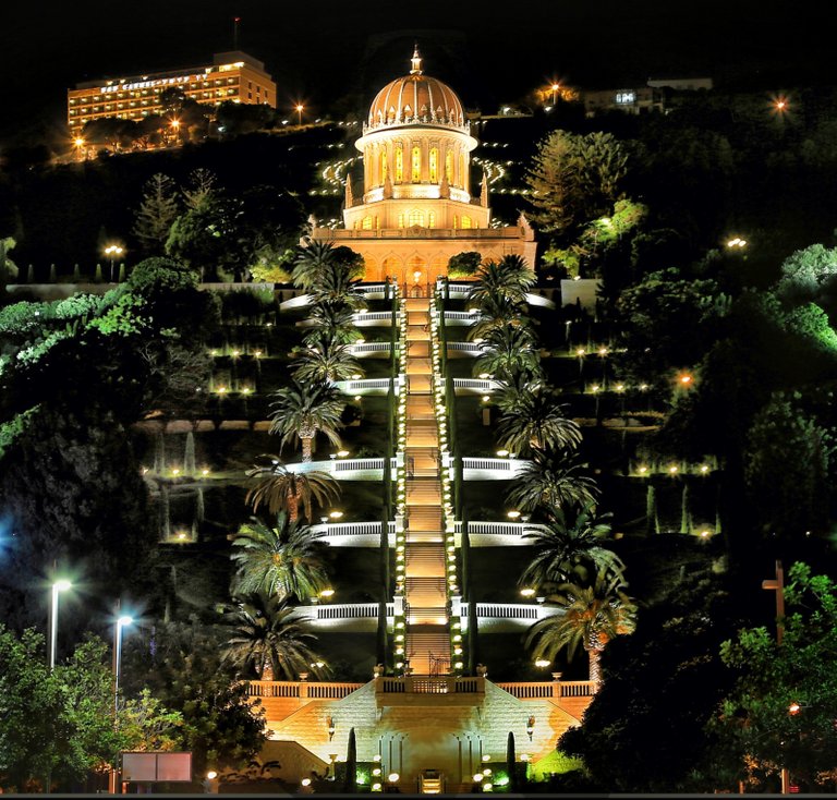 Bahai_Garden_in_Haifa_Israel.jpg