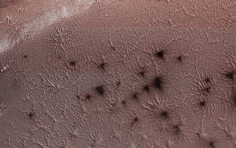 Mars-spiders.jpg