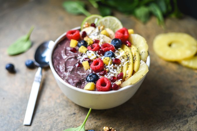 Acai Mango Detox Smoothie Bowls (3).jpg