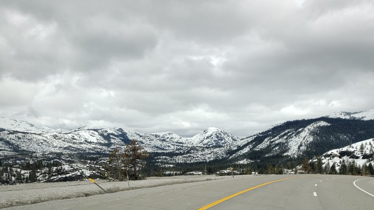 Tahoe Mountains.jpg