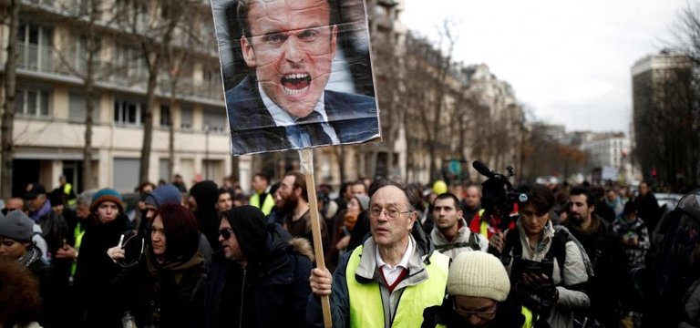 2019-12-07t143849z_1819660046_rc2eqd9m667x_rtrmadp_3_france-protests-yellow.jpg