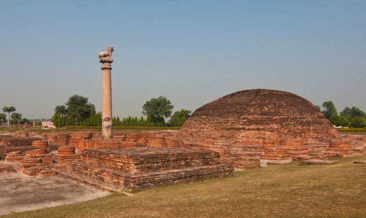 vaishali-ashoka-lion-pillar-stuba.jpg