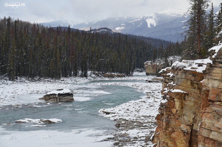 athabasca fall & river.jpg