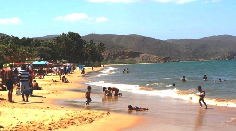 Diversión-y-recreación-para-todos-los-gustos-en-Playa-San-Luis2.jpg