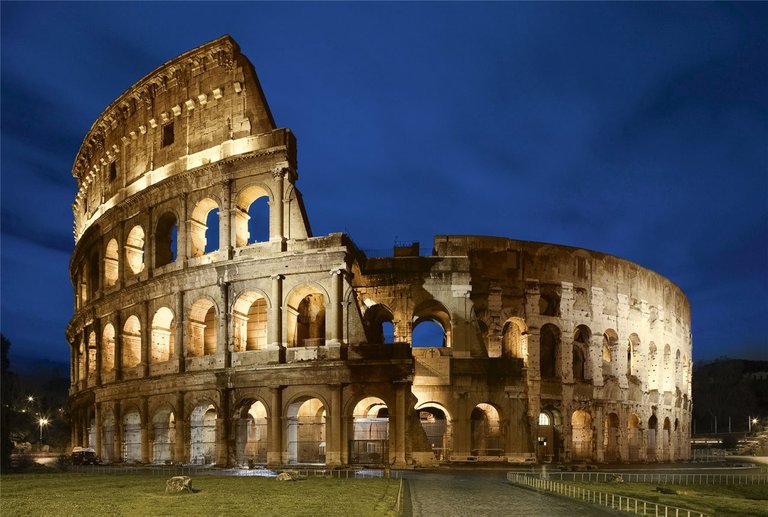 26.-Colosseo-notte.jpg