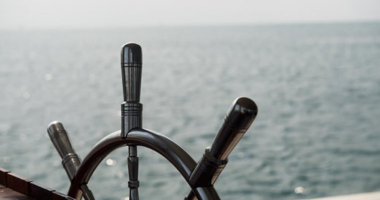 Boat-steering-760x400.jpg