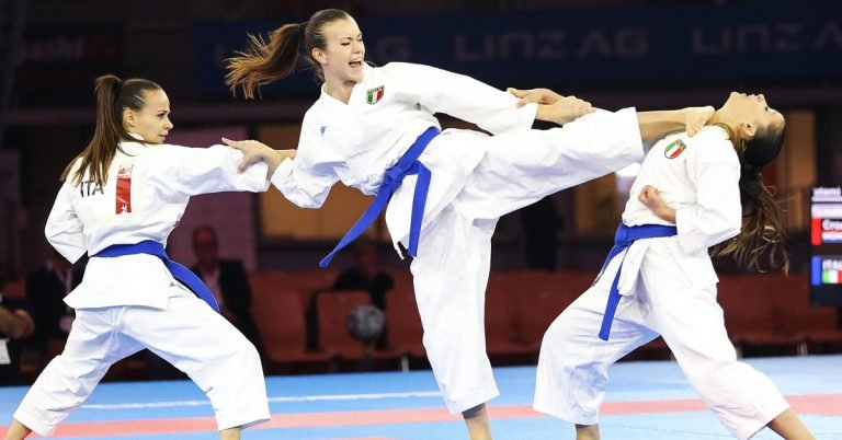 Jenis-Kuda-kuda-dalam-Olahraga-Karate-PlanetOlahraga.com_-768x402.jpg