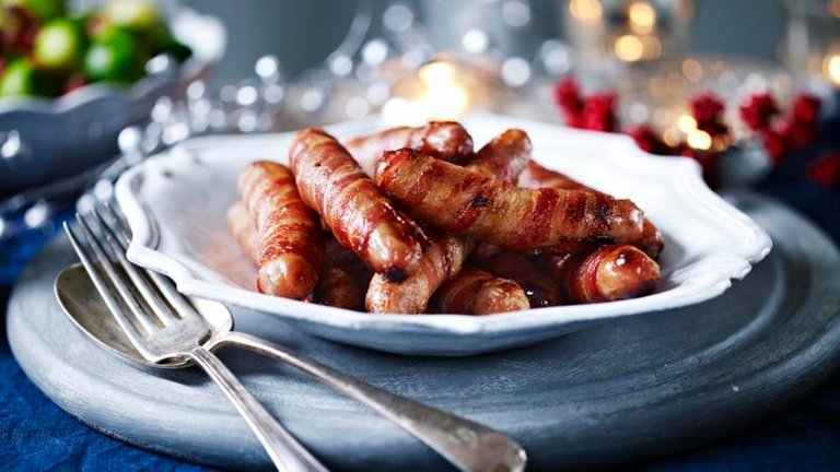 pigs_in_blankets_63316_16x9.jpg