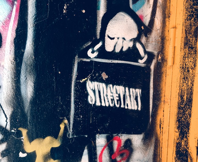 Graffiti-Street-Art-Paris-25.jpg