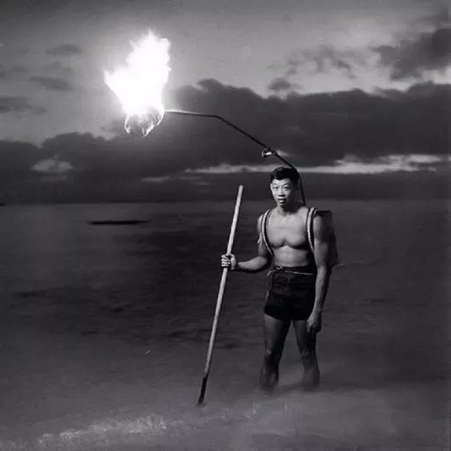 1948-fishing-in-hawaii-photo-u2.JPG