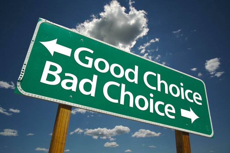 Good-Bad-Choice-AdobeStock_4218966-002.jpeg