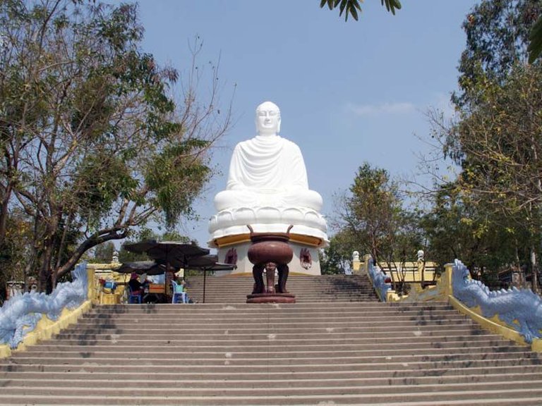 buddha-long-son-pagoda.jpg