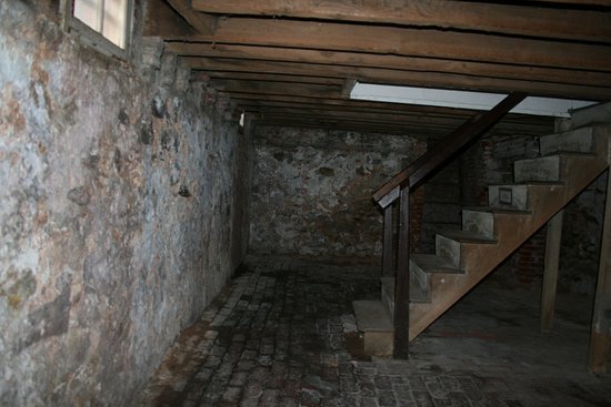 Snedeker Haunting House Cellar.jpg