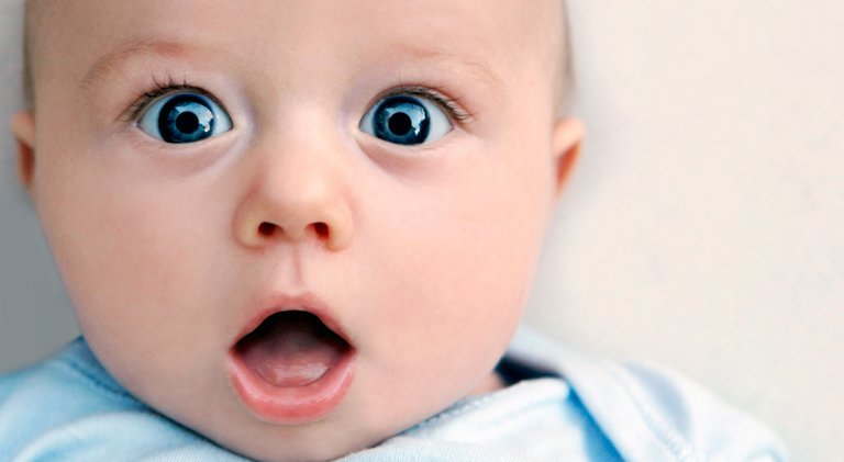 surprised-baby-face-wallpapers-desktop-Is-Cool-Wallpapers.jpg