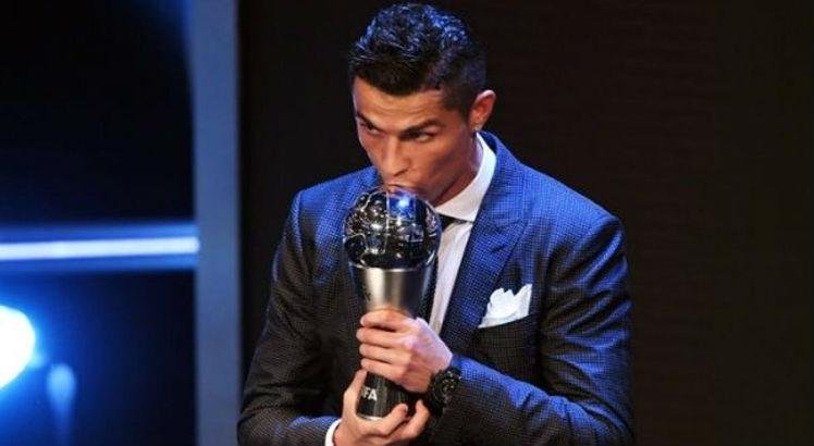 CR7-melhor-do-mundo-748.jpg