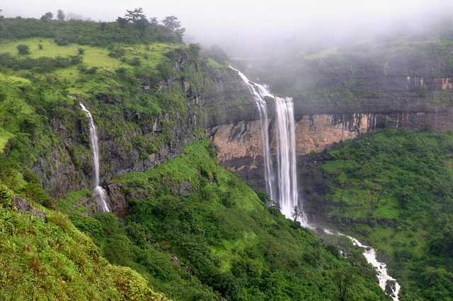 Malshej-Ghat.jpg