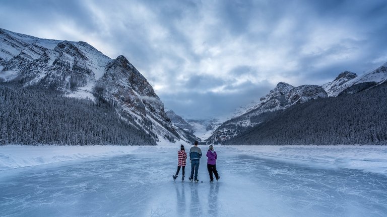 banff-canada-X3.jpg