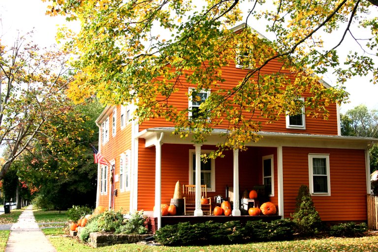 Orange house.jpg