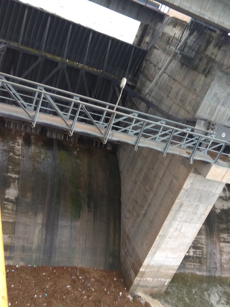 dam 3.jpg