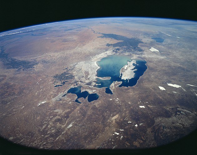 Aral Sea 1997.jpg