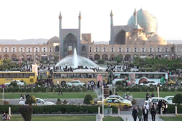 isfahan-traffic.jpg