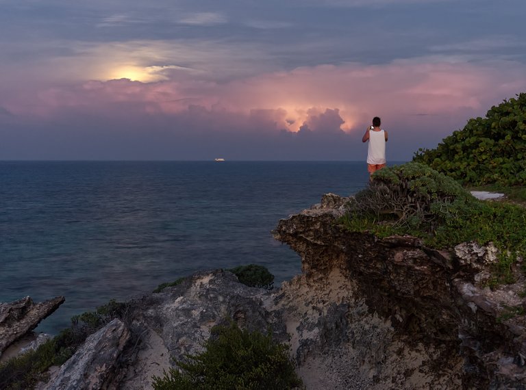 P7270849-isla-mujeres-ben-cliff-lightning.jpg