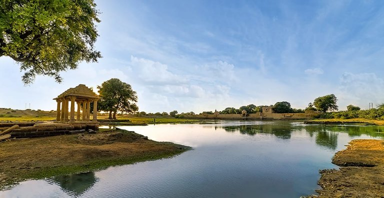 AMAR SAGAR LAKE.jpg