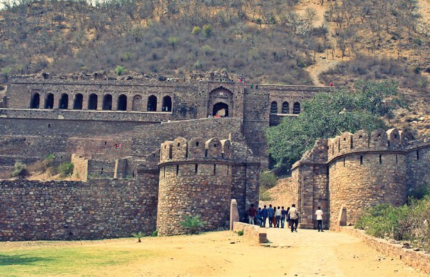 bhangarh3.jpg