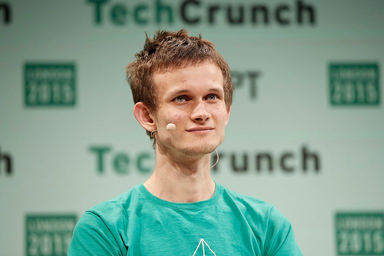 vitalikbuterin-devcon3-cryptonews-cover.jpg