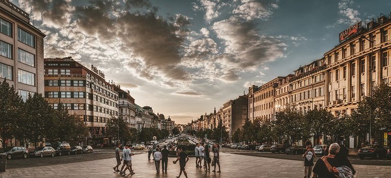 prague-3540883_960_720.jpg