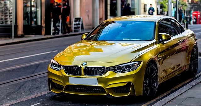 bmw-m4-3169357_640.jpg