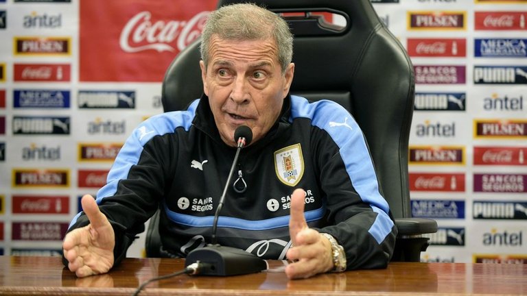 Uruguay boss Tabarez.jpg