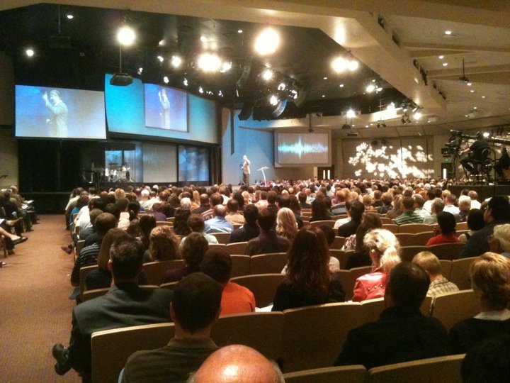 Gateway_Church_Service_2010.jpg