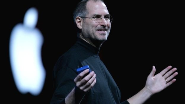 _102799435_stevejobs2005.jpg