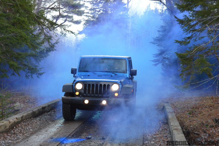 jeepbluesmoke.jpg