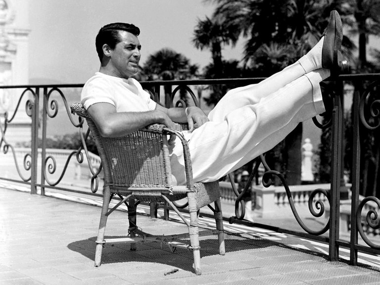 55445_kyeri-grant_or_cary-grant_1600x1200_www_gdefon_ru.jpg